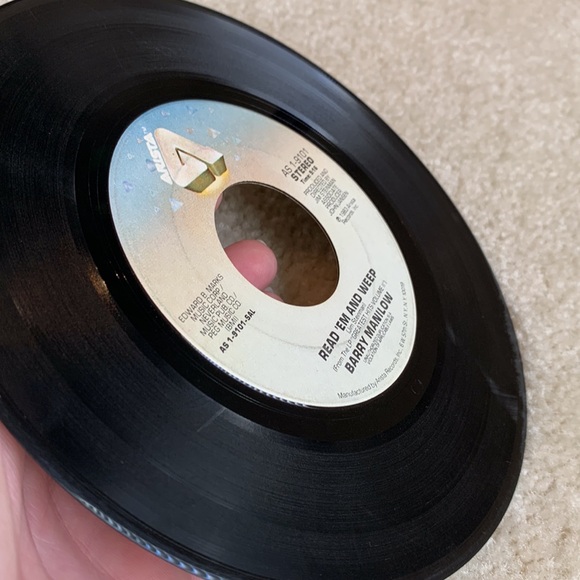 3 Vintage Barry Manilow 7” Vinyl Records - Picture 10 of 15